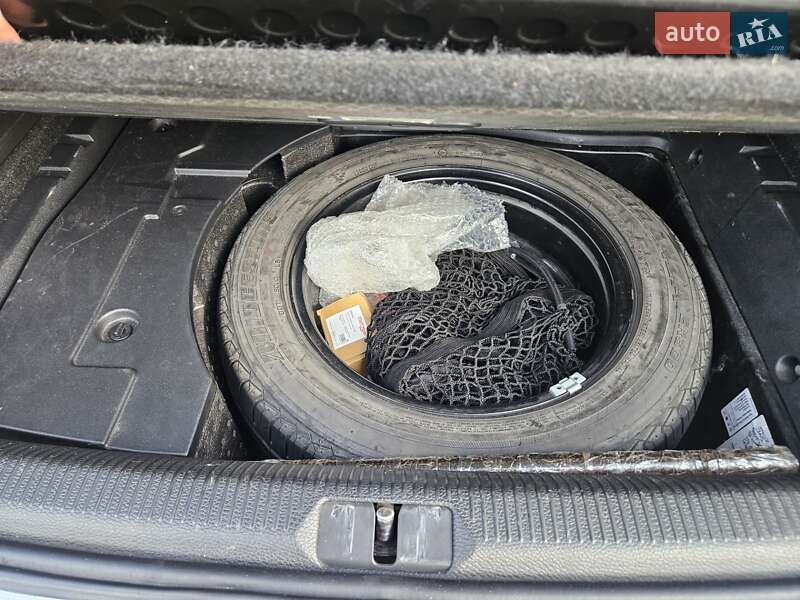 Универсал Volkswagen Passat 2013 в Новояворовске фото 34 Универсал Volkswagen Passat 2013 в Новояворовске