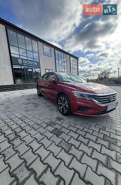 Седан Volkswagen Passat 2021 в Тернополе