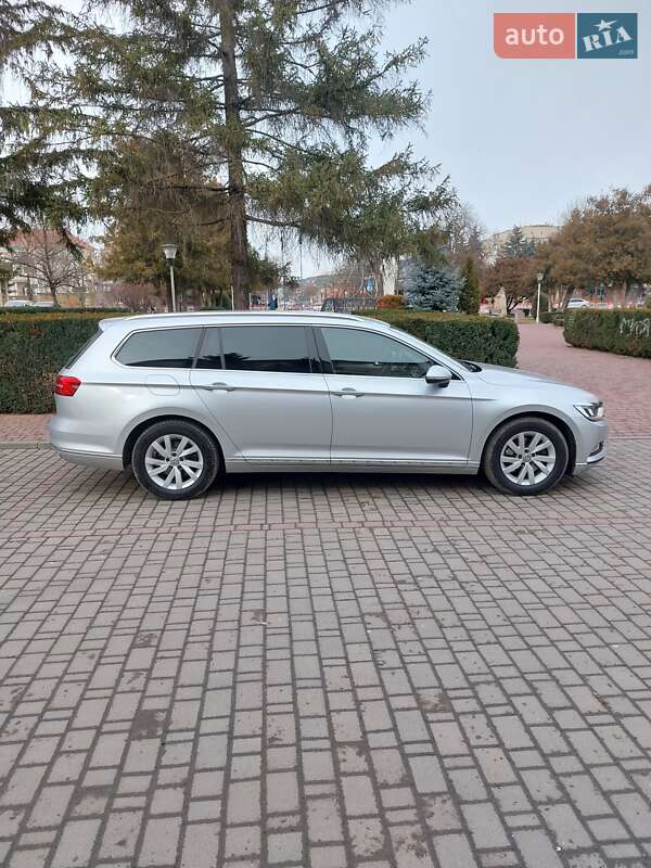 Універсал Volkswagen Passat 2017 в Могилів-Подільському