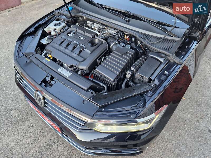 Универсал Volkswagen Passat 2016 в Киеве фото 68 Универсал Volkswagen Passat 2016 в Киеве