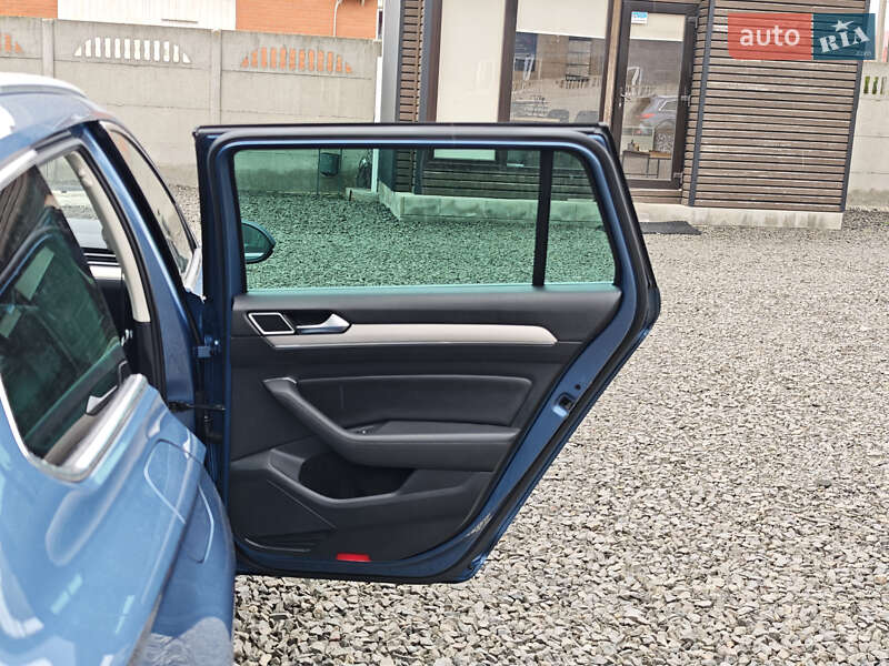 Универсал Volkswagen Passat 2018 в Луцке фото 55 Универсал Volkswagen Passat 2018 в Луцке