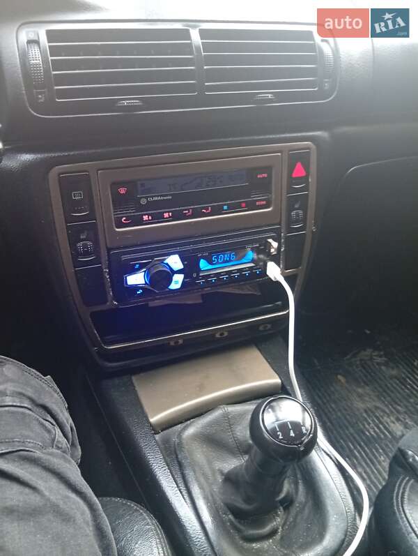 Универсал Volkswagen Passat 1998 в Павлограде