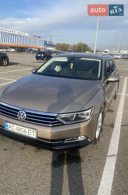 Универсал Volkswagen Passat 2016 в Старой Выжевке