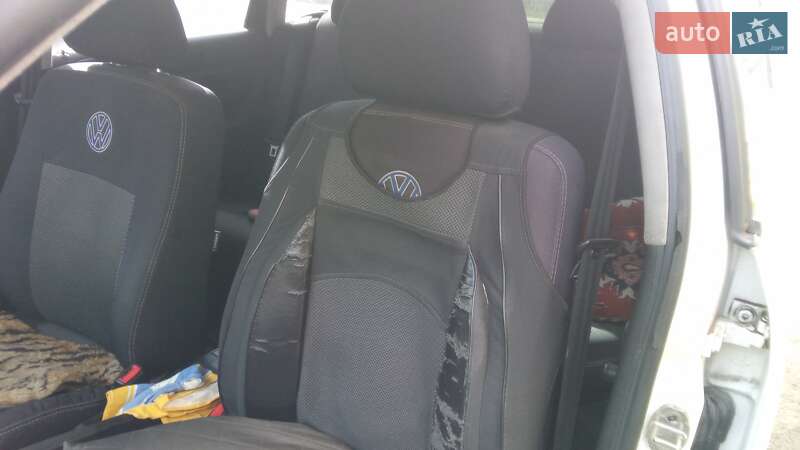 Універсал Volkswagen Passat 1999 в Запоріжжі