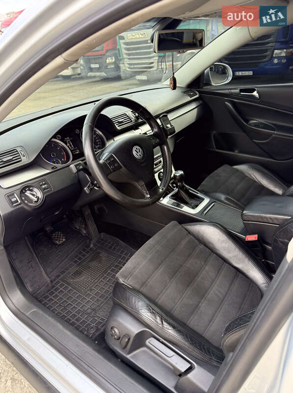 Седан Volkswagen Passat 2007 в Чернівцях