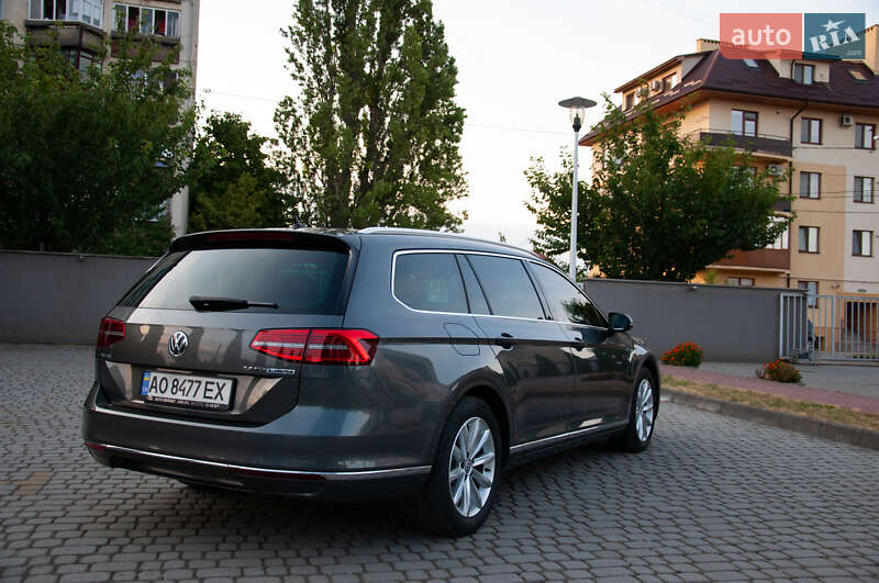 Універсал Volkswagen Passat 2016 в Ужгороді
