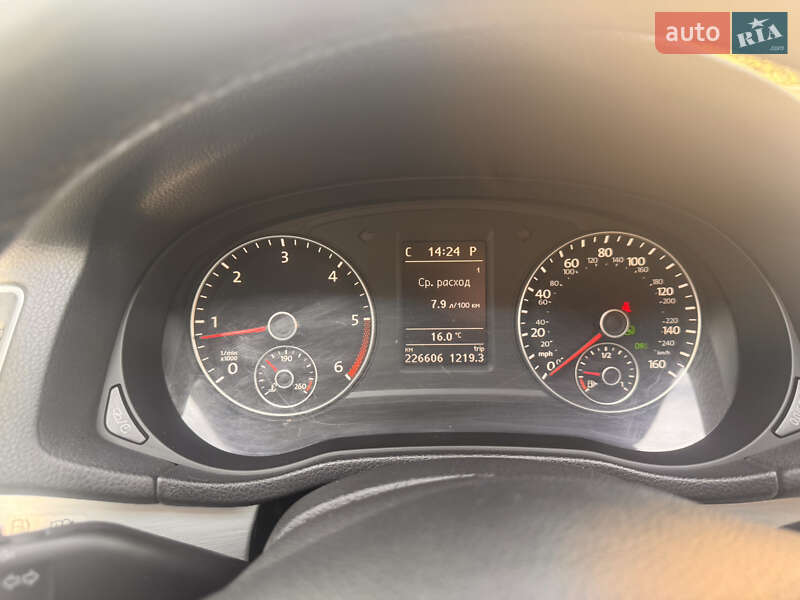 Седан Volkswagen Passat 2013 в Одессе фото 15 Седан Volkswagen Passat 2013 в Одессе