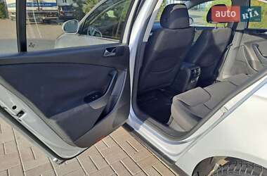 Седан Volkswagen Passat 2010 в Дніпрі