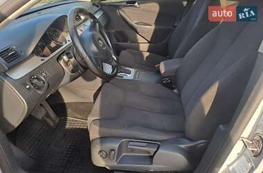 Седан Volkswagen Passat 2010 в Дніпрі