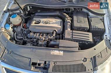 Седан Volkswagen Passat 2010 в Дніпрі