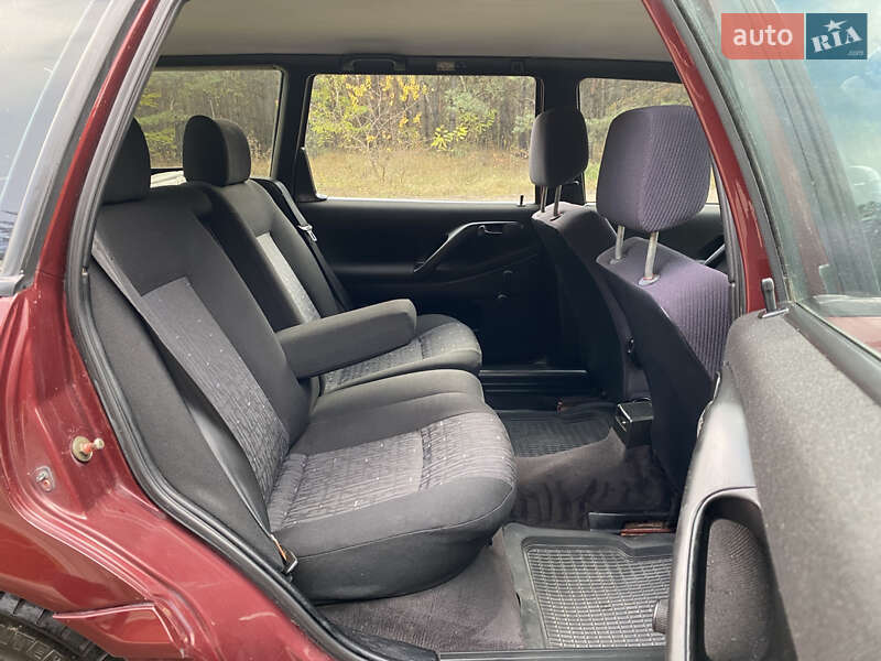 Універсал Volkswagen Passat 1996 в Харкові