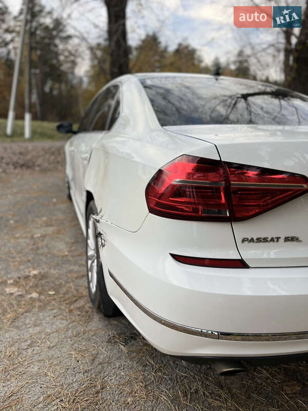 Седан Volkswagen Passat 2016 в Киеве