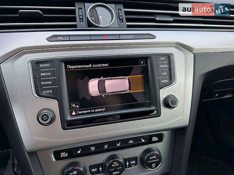 Универсал Volkswagen Passat 2016 в Радомышле