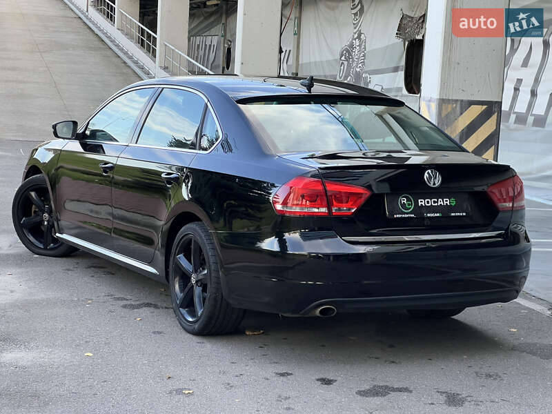 Седан Volkswagen Passat 2013 в Києві