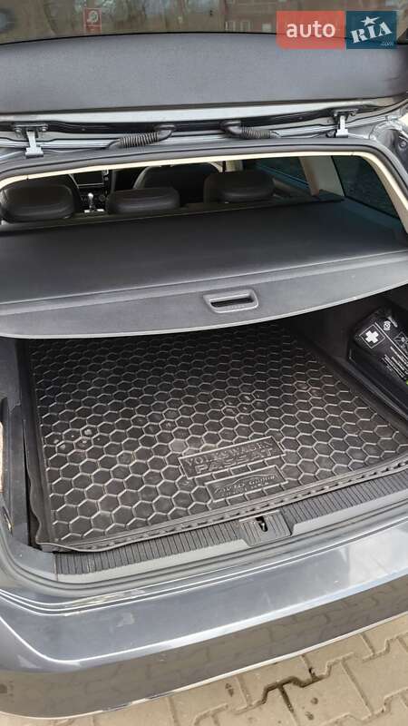 Универсал Volkswagen Passat 2016 в Коломые