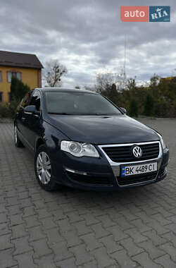 Седан Volkswagen Passat 2007 в Дубні