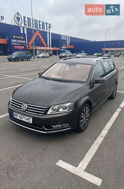 Універсал Volkswagen Passat 2012 в Запоріжжі