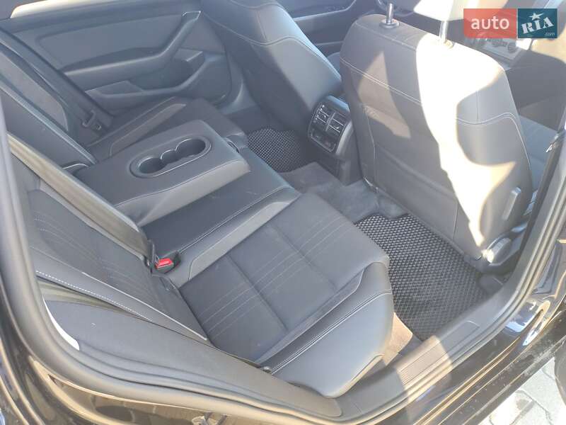 Универсал Volkswagen Passat 2015 в Киеве фото 3 Универсал Volkswagen Passat 2015 в Киеве