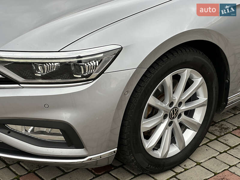 Универсал Volkswagen Passat 2021 в Луцке фото 12 Универсал Volkswagen Passat 2021 в Луцке