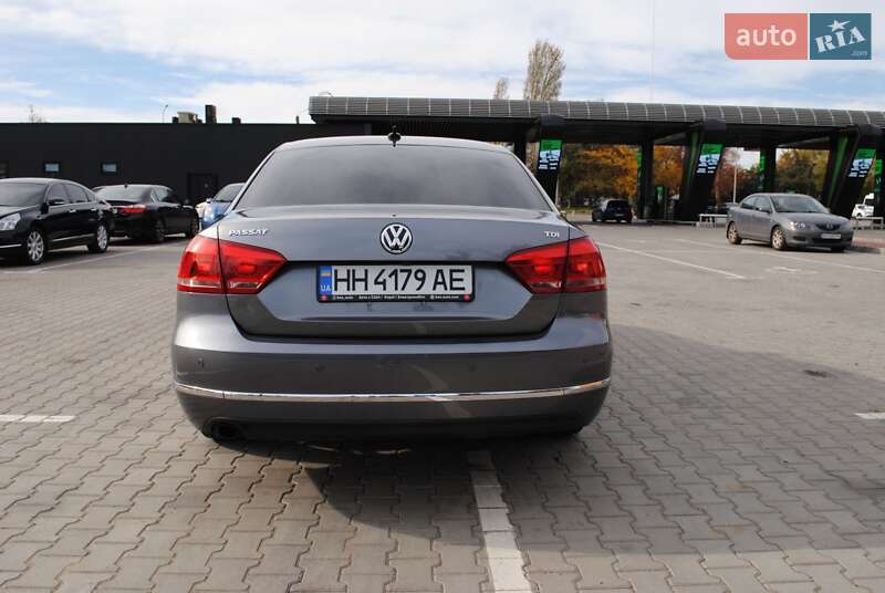 Седан Volkswagen Passat 2014 в Одесі