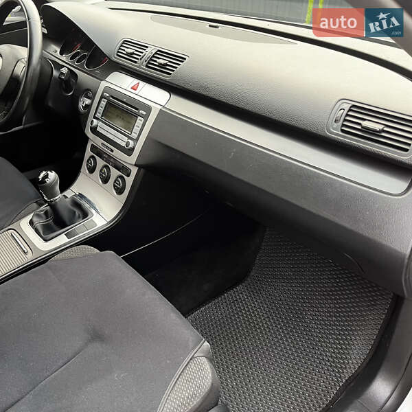 Универсал Volkswagen Passat 2007 в Мукачево фото 17 Универсал Volkswagen Passat 2007 в Мукачево