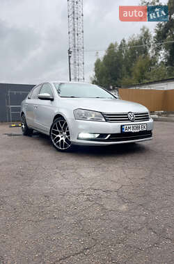Седан Volkswagen Passat 2012 в Коростені