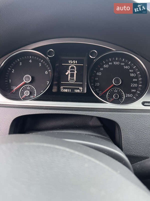 Седан Volkswagen Passat 2012 в Коростене