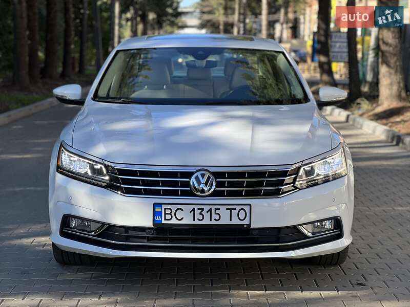 Седан Volkswagen Passat 2017 в Львове