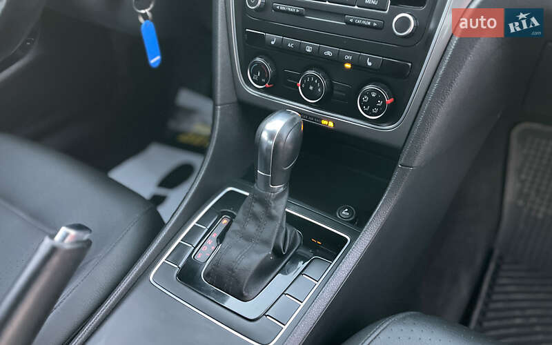 Седан Volkswagen Passat 2014 в Коломые фото 15 Седан Volkswagen Passat 2014 в Коломые