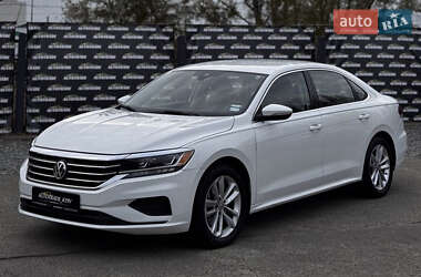 Седан Volkswagen Passat 2020 в Києві