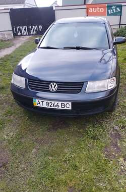 Седан Volkswagen Passat 1997 в Рожище