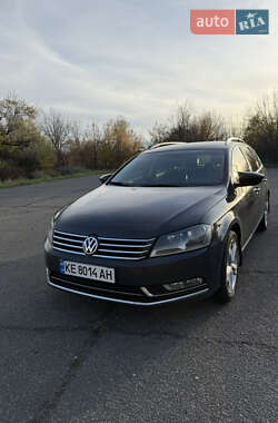 Універсал Volkswagen Passat 2012 в Кривому Розі