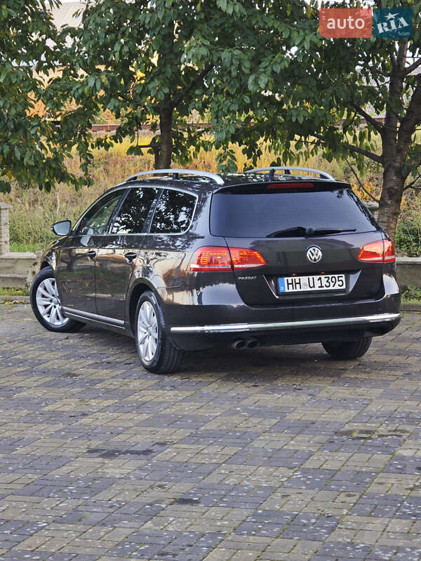 Универсал Volkswagen Passat 2011 в Львове фото 12 Универсал Volkswagen Passat 2011 в Львове