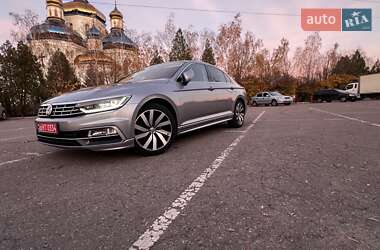 Седан Volkswagen Passat 2019 в Кривому Розі