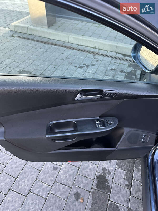 Универсал Volkswagen Passat 2006 в Ужгороде