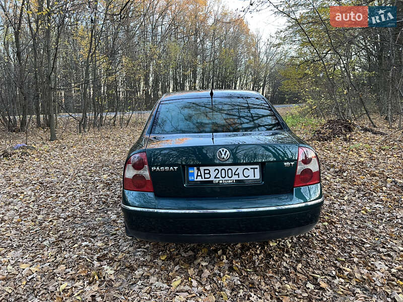 Седан Volkswagen Passat 2002 в Хмельнике