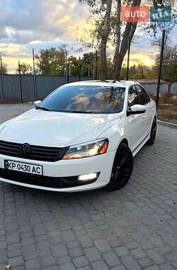 Седан Volkswagen Passat 2014 в Запоріжжі