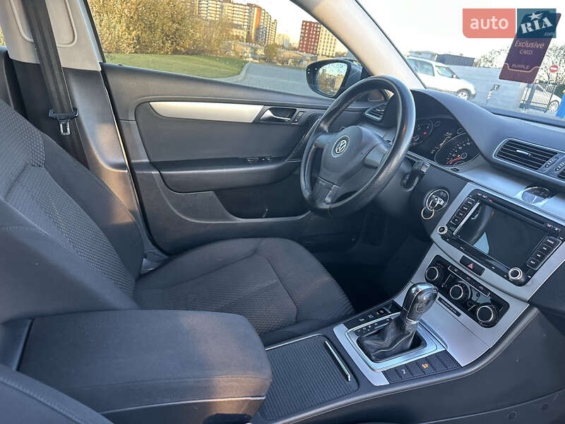 Универсал Volkswagen Passat 2012 в Львове