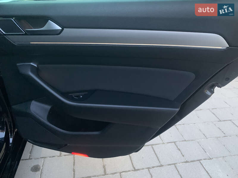 Універсал Volkswagen Passat 2019 в Стрию фото 16 Універсал Volkswagen Passat 2019 в Стрию