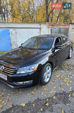 Седан Volkswagen Passat 2013 в Києві