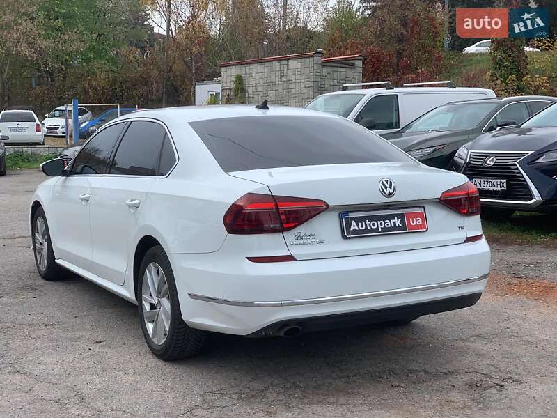 Седан Volkswagen Passat 2018 в Виннице