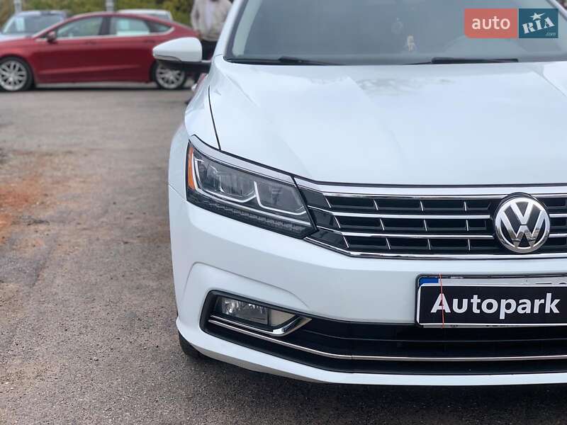 Седан Volkswagen Passat 2018 в Виннице