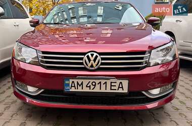 Седан Volkswagen Passat 2015 в Києві