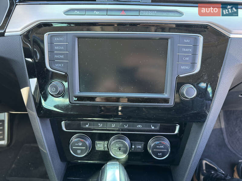 Універсал Volkswagen Passat 2016 в Києві