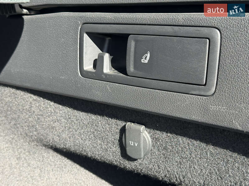 Універсал Volkswagen Passat 2016 в Києві