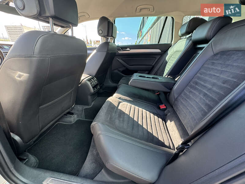 Універсал Volkswagen Passat 2016 в Києві