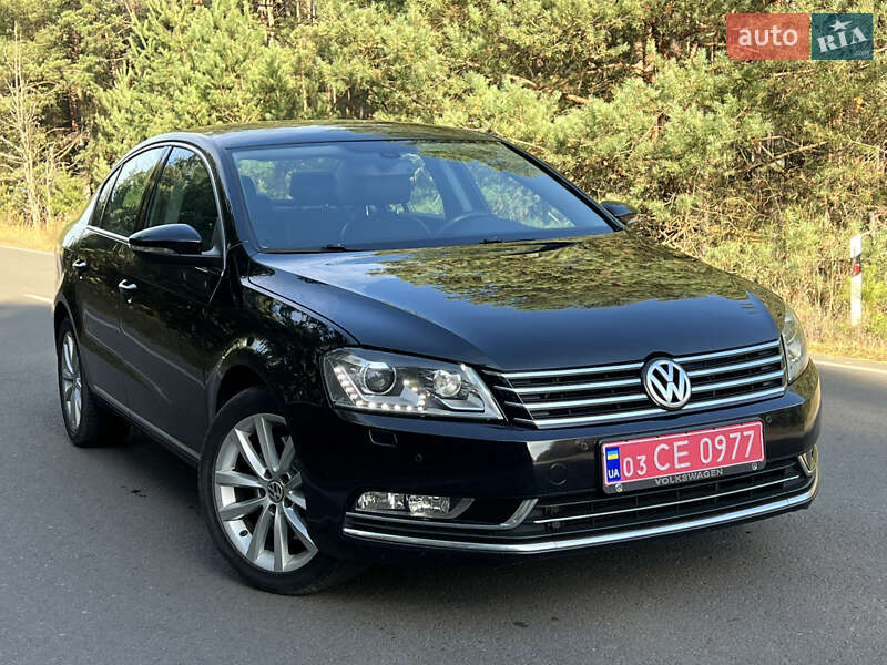 Седан Volkswagen Passat 2012 в Луцке фото Седан Volkswagen Passat 2012 в Луцке