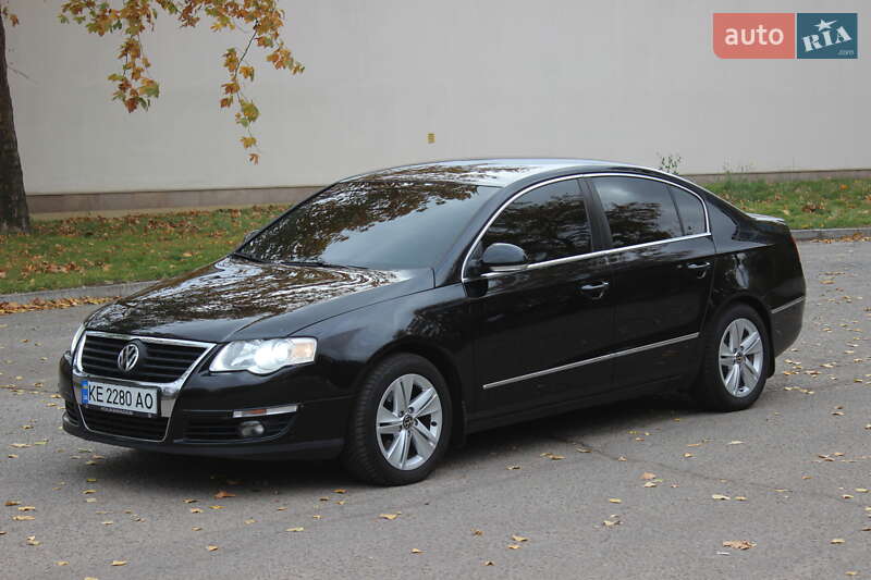 Седан Volkswagen Passat 2009 в Днепре