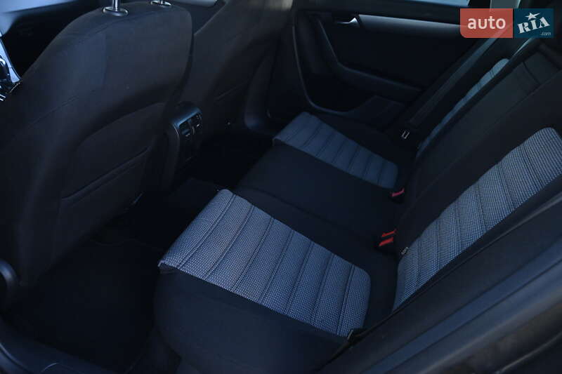 Универсал Volkswagen Passat 2012 в Бердичеве
