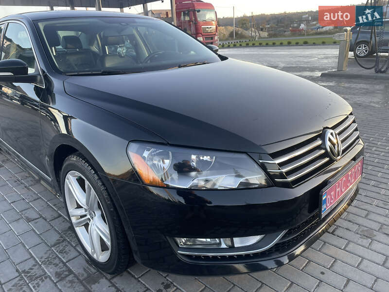Седан Volkswagen Passat 2015 в Львове
